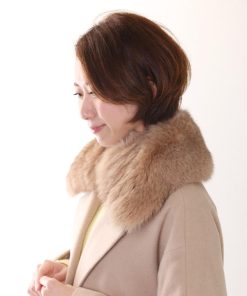 sankyo shokai つけ襟 ファー 襟留め付き レディース ふわふわ ボリューム 暖かい 可愛い 普段使い きれいめ 裏地付き ギフト プレゼント (01000052r)