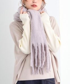 NICOLE white ボリュームフリンジマフラー 無地/チェック