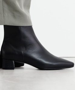 HIMIKO 【卑弥呼25AW】ポインテッドトゥショートブーツ/651402