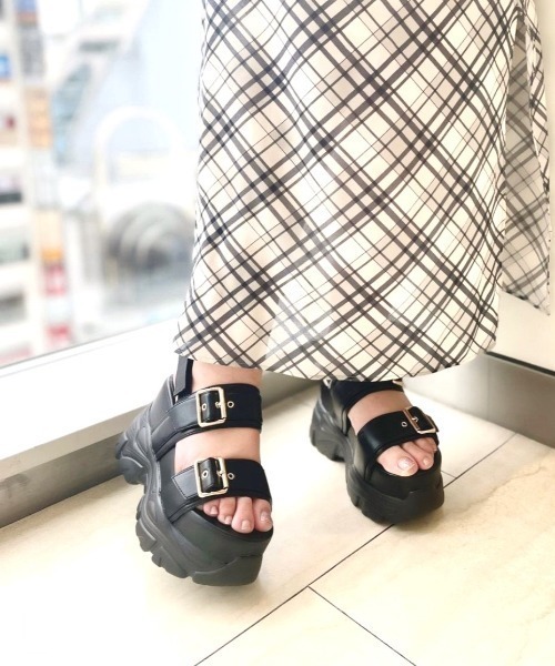 R&E サンダル 「R&E」厚底ラバーWベルトサンダル レディース - 画像 (9)