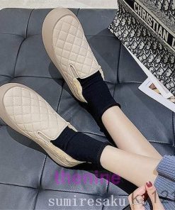 ボアスリッポンキルティングスニーカーシューズカジュアルフラット歩きやすいレディース