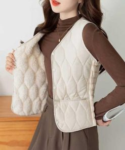 細身 スリム ダウンベスト レディース インナーベスト ベスト 裏ボア 裏起毛  インナーダウン ライトダウン ウルトラライト エコダウン 防寒ベスト