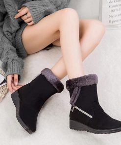 ショートブーツ レディース 幅広 滑らない スノーブーツ 防寒 ムートンブーツ 黒 短靴 冬 暖かい 保温 スノー シューズ ぺたんこ 通学 通勤 足が疲れない 柔らか