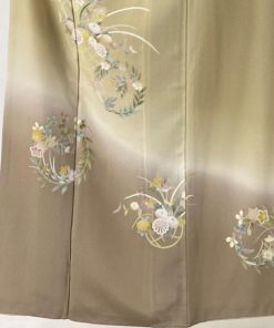 訪問着 身丈153cm 裄丈61.5cm S 袷 落款あり 花籠 花丸文 染め分け ぼかし 薄茶色 正絹 美品 秀品 中古
