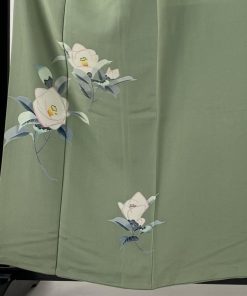 付下げ 身丈158.5cm 裄丈69cm L 袷 落款あり 椿 薄緑 正絹 秀品 中古