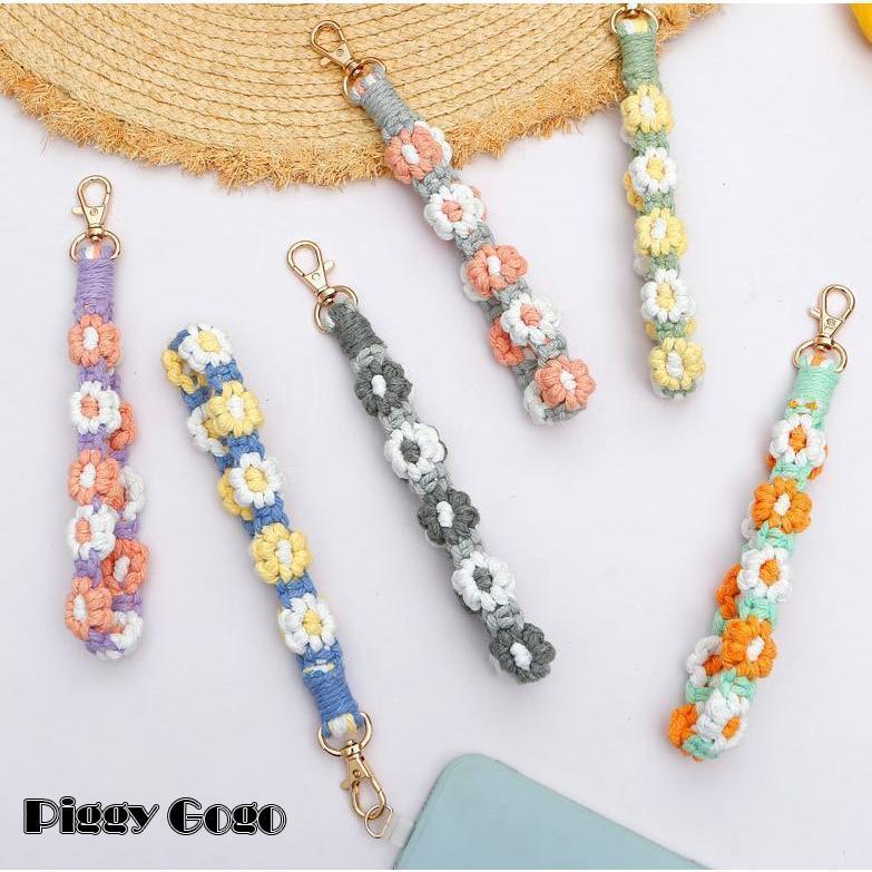 キーホルダー ストラップ ハンドストラップ バッグチャーム スマホストラップ 花 フラワー アクセント 目印 かわいい おしゃれ