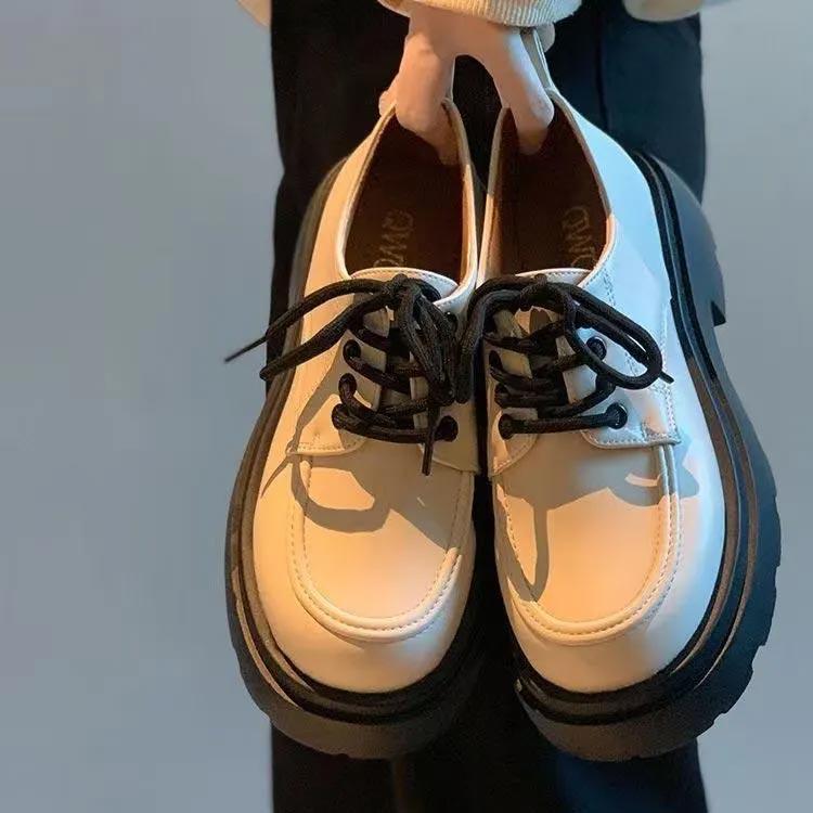 女子 春 ローファー 編み上げ レディース 厚底シューズ 秋 英?風 韓国ファッション 履きやすい PUレザー 靴 美脚 革 通学 ローフ - 画像 (2)