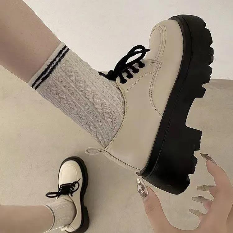 女子 春 ローファー 編み上げ レディース 厚底シューズ 秋 英?風 韓国ファッション 履きやすい PUレザー 靴 美脚 革 通学 ローフ - 画像 (4)