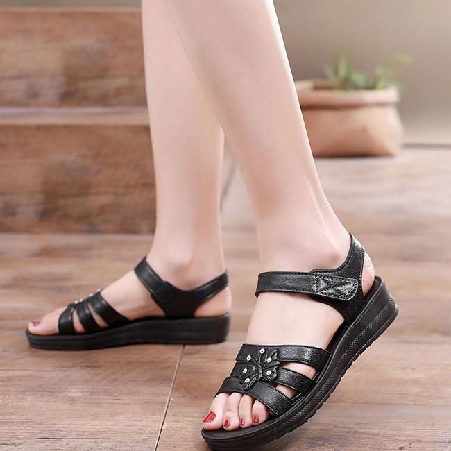 サンダル 夏新作 美脚 ヒールサンダル スポサン 歩きやすい 靴 レディース 大きいサイズ 痛くない ビーチサンダル 厚底 スポーツサンダル - 画像 (7)